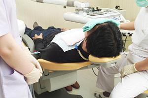 インプラント治療や審美歯科について